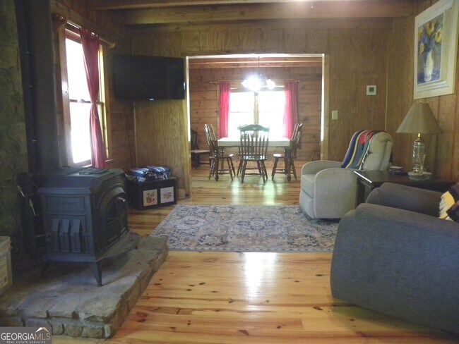 Foto del edificio - 153 Will Zoellner Ln