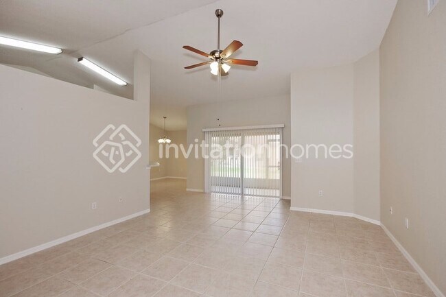 Building Photo - 515 Eagle Ct