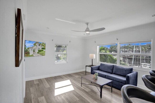 Building Photo - 37 Hendricks Isle
