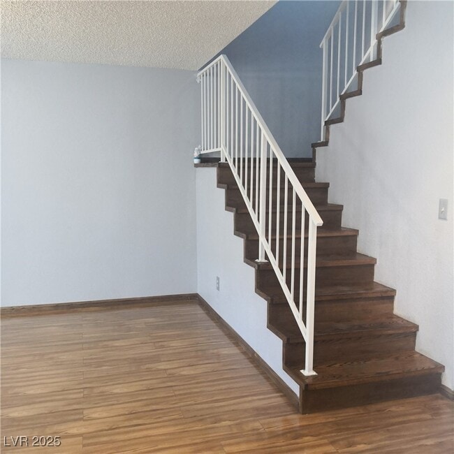 Building Photo - 6750 Del Rey Ave