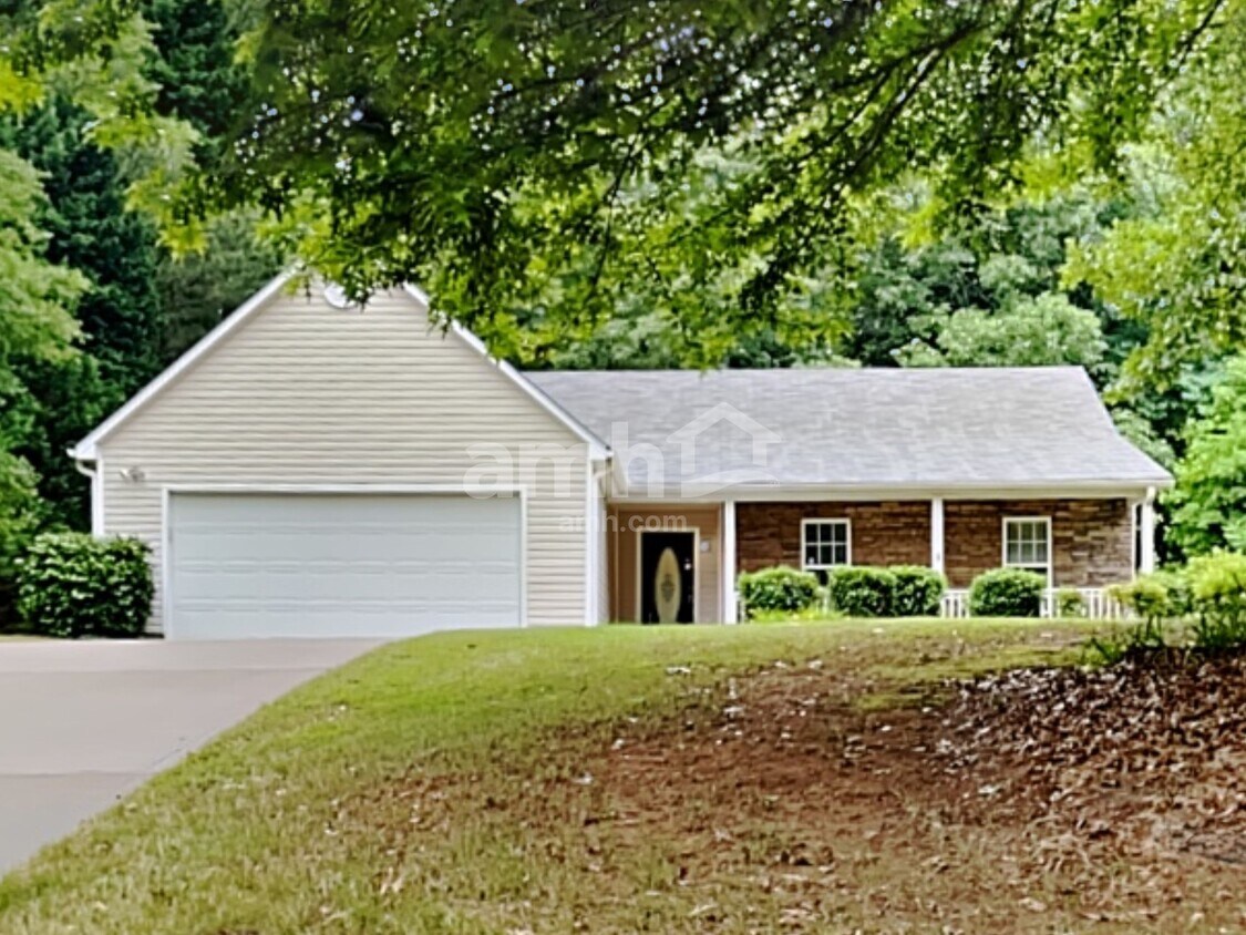 Foto principal - 446 Winston Manor Dr
