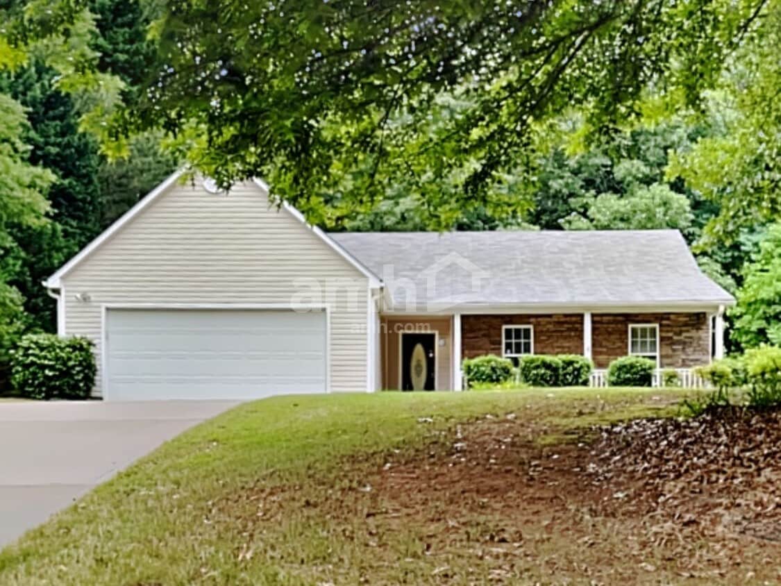 Primary Photo - 446 Winston Manor Dr