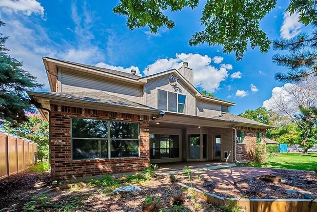 Foto del edificio - 200 Courtney Ln