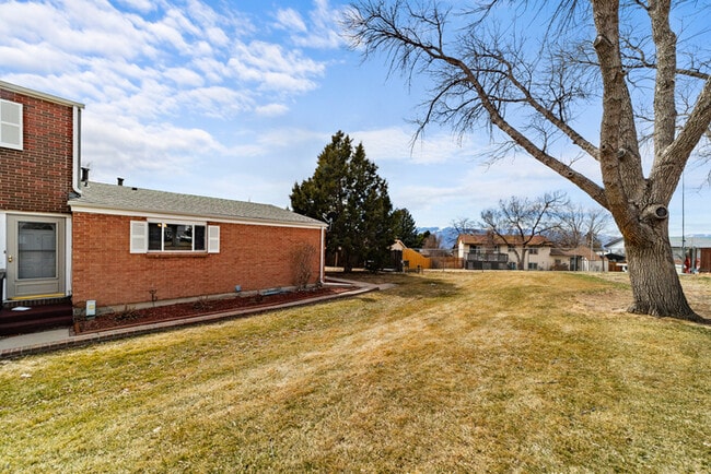 Building Photo - 1189 Cree Dr