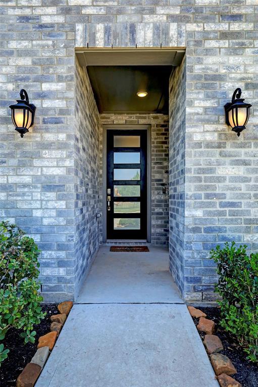 Foto del edificio - 8914 Milam Grove Dr