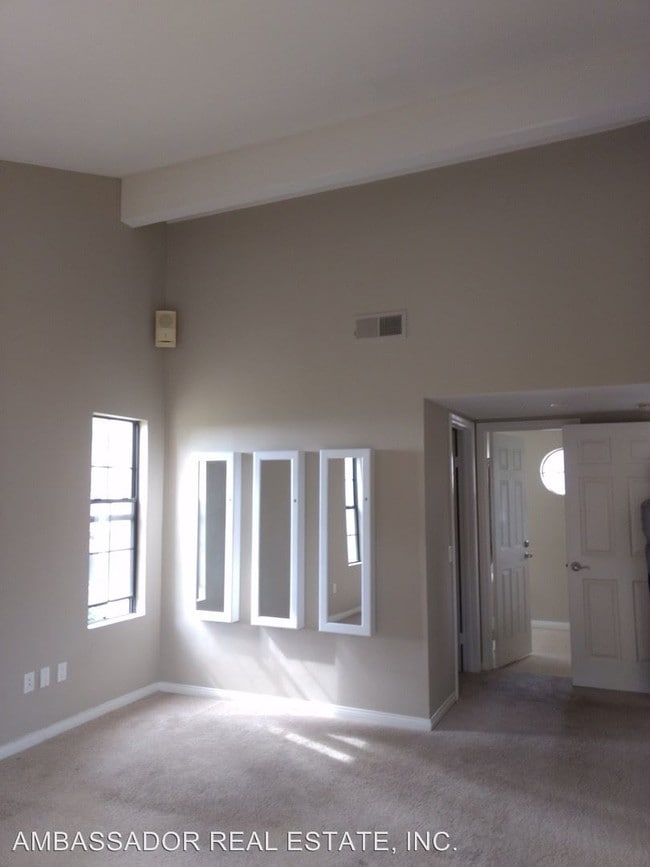 Building Photo - 2 br, 2 bath House - 7314 Alta Vista