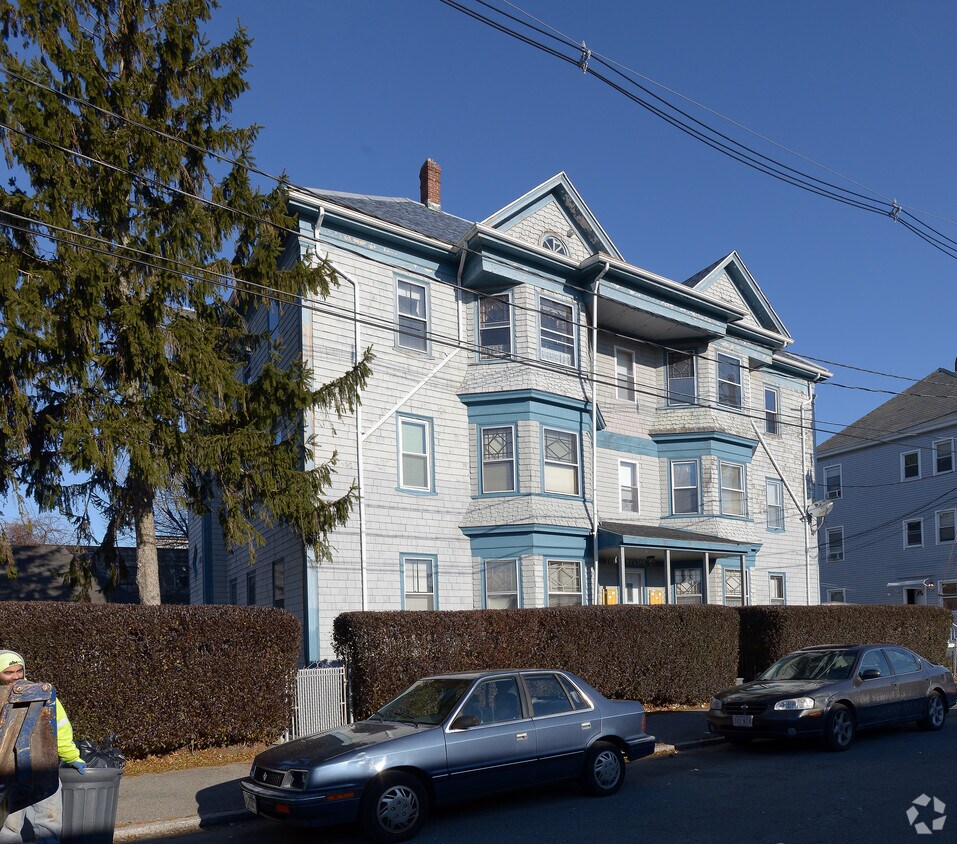 3 Nelson St, New Bedford, MA 02744 Apartments in New Bedford, MA