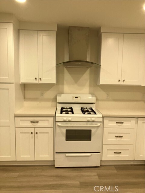 Foto del edificio - 6132 Gardendale St