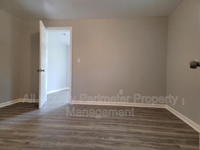 Foto del edificio - 2351 Mason St