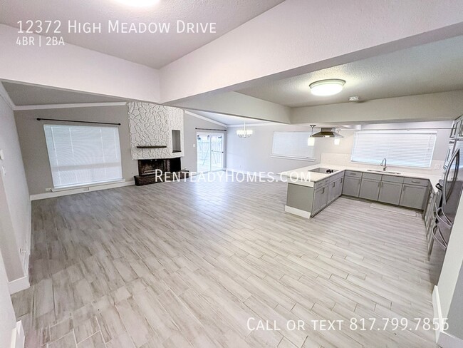 Foto del edificio - 12372 High Meadow Dr