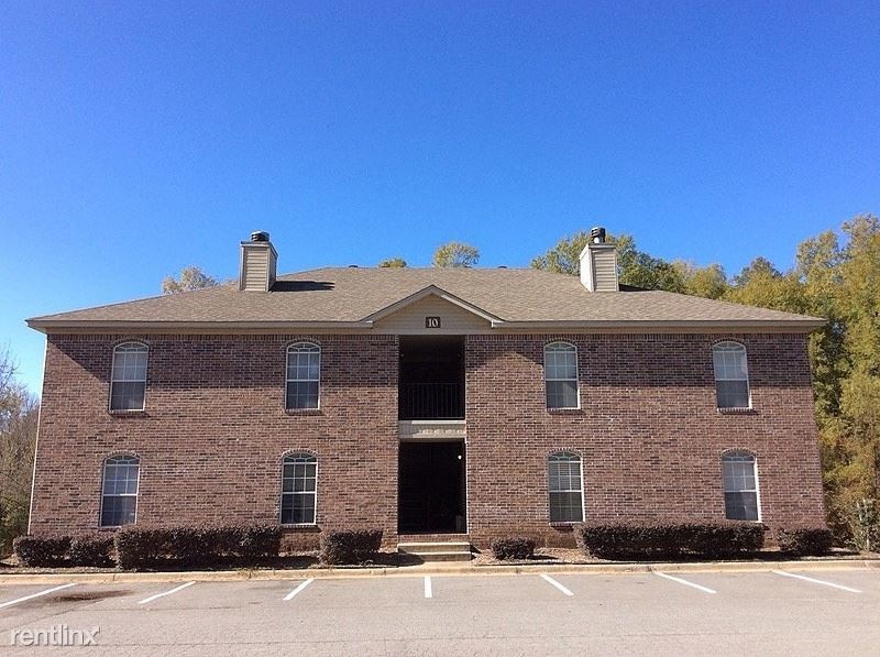 Primary Photo - 6400 Pinnacle Valley Rd