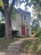 Building Photo - 3921 E 26th St