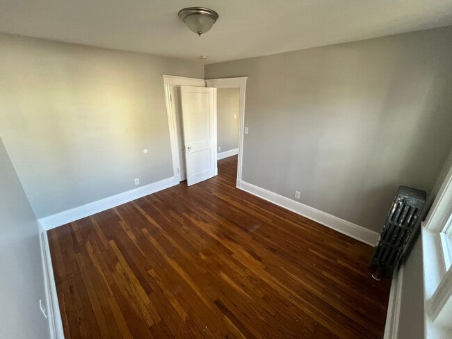 Photo - 119 Lewis St Apartment