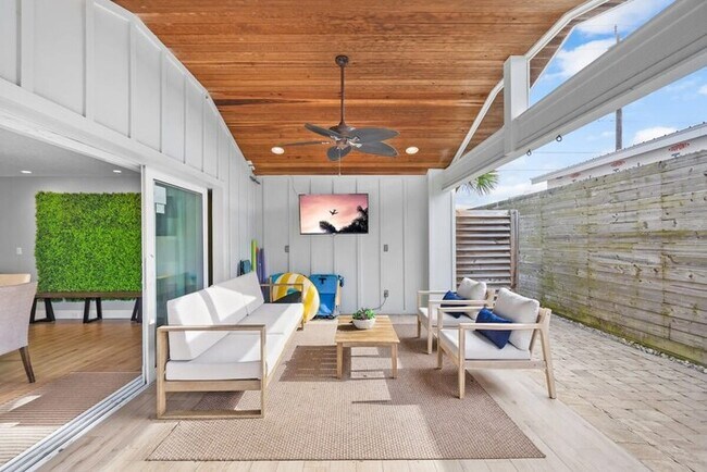 Building Photo - 7201 A1A S