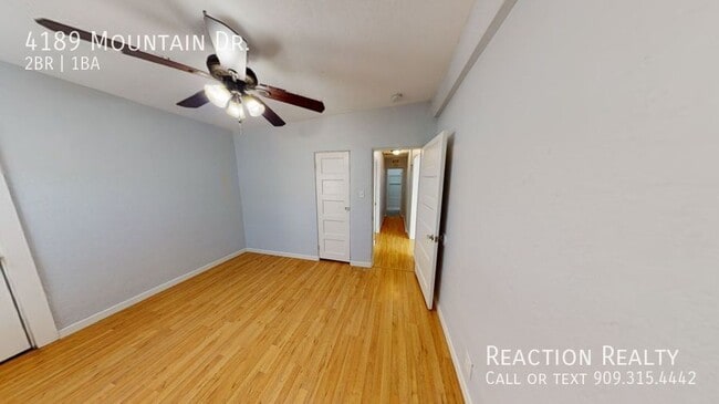 Foto del edificio - 4189 N Mountain Dr