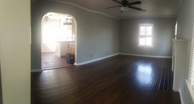 Foto del edificio - 612 NW 36th Terrace