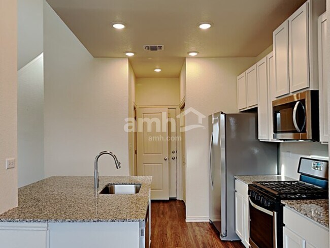 Foto del edificio - 340 Aspen Waters