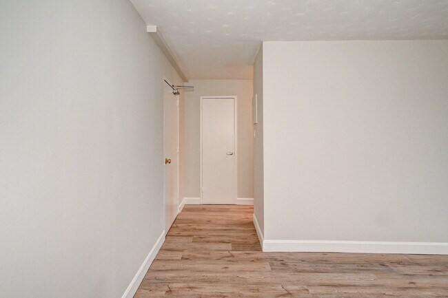 Building Photo - Forfar Street Apartments