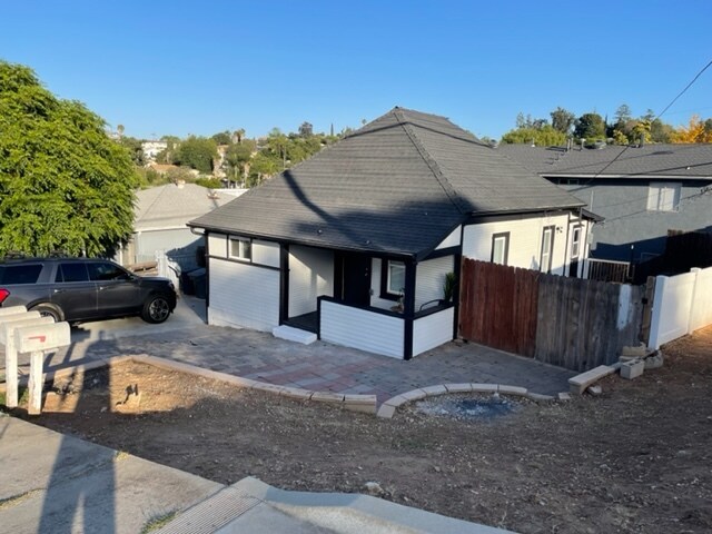 Foto principal - 603 E 2nd Ave