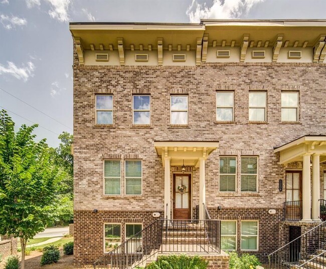 Building Photo - 1256 Virginia Ct