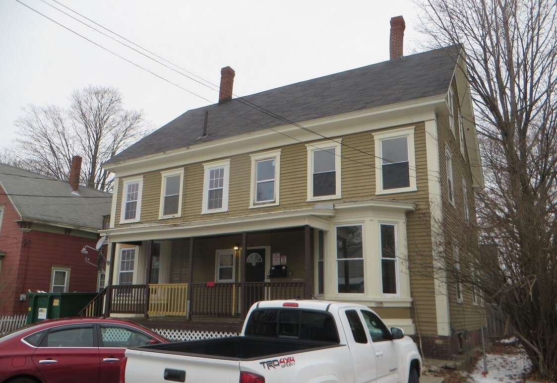 Primary Photo - 14 Pleasant St