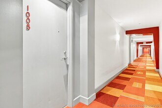 Building Photo - 1551 N Flagler Dr