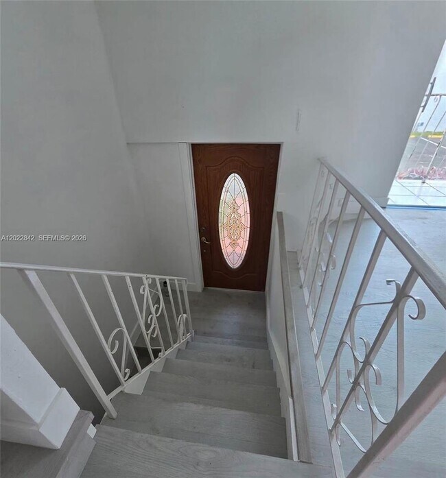 Building Photo - 1104 W 44th St