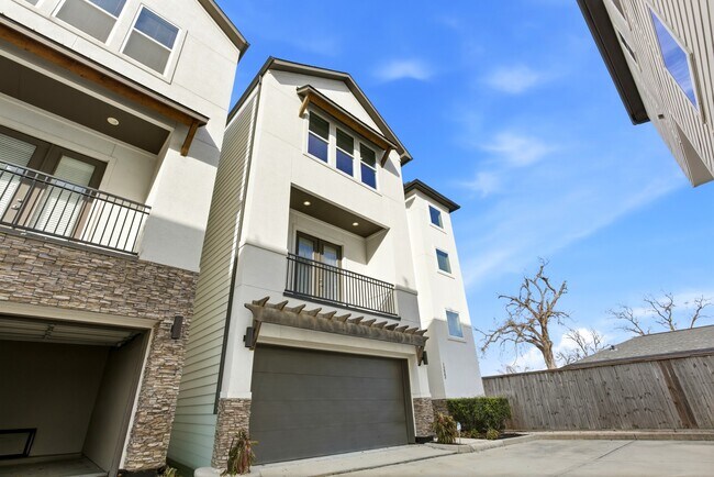 Foto del edificio - 1222 Upton St