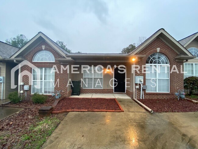 Building Photo - Townhome for rent in Pelham, AL! Available...