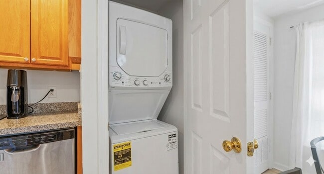 Photo - 839 N 20th St Apartment