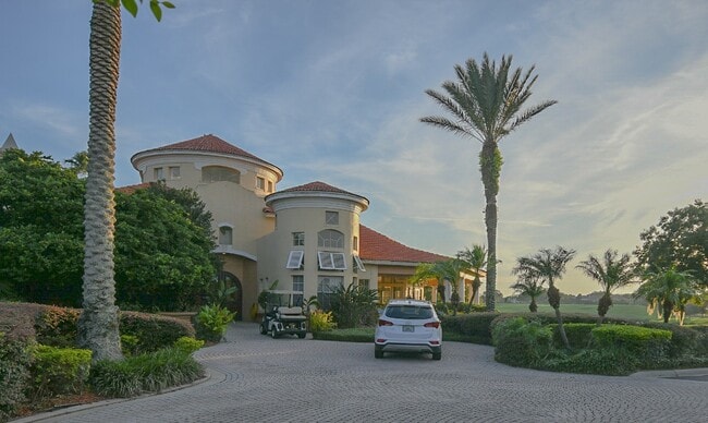 Photo - 7270 Westpointe Blvd #920 House