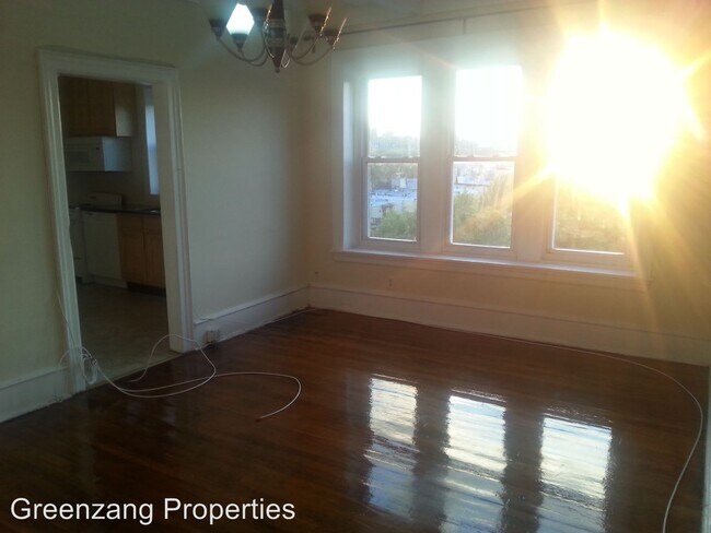 Building Photo - 4500 Chestnut St