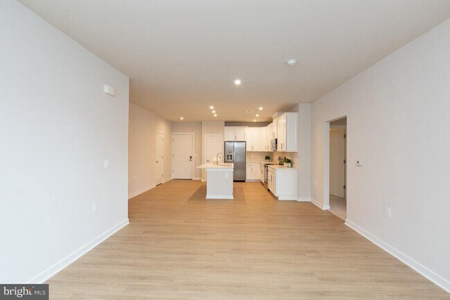 Building Photo - 1669 Bandit Loop