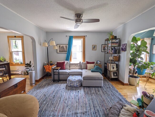 Foto del edificio - 3623 Lyndale Ave S