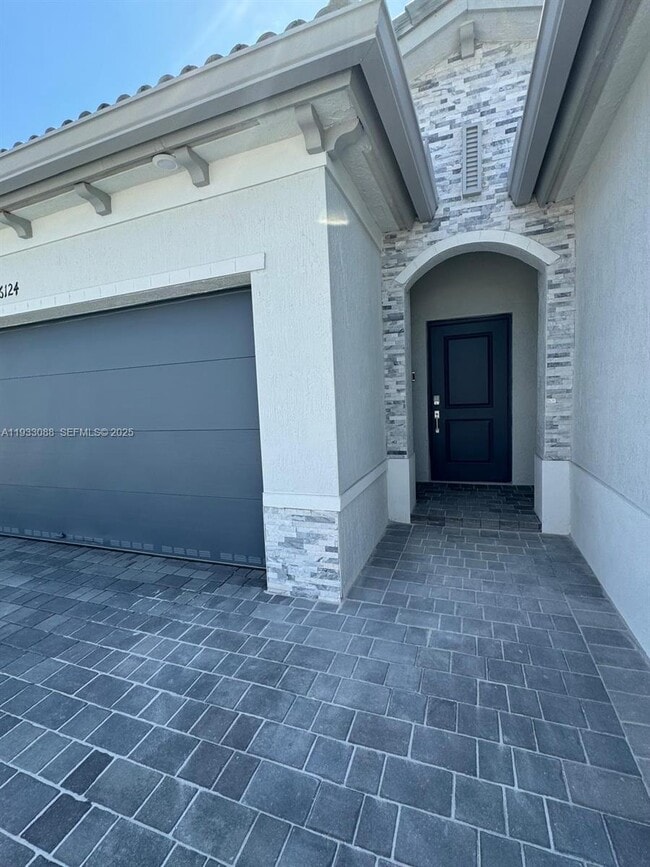 Foto del edificio - 16124 SW 148th Pl