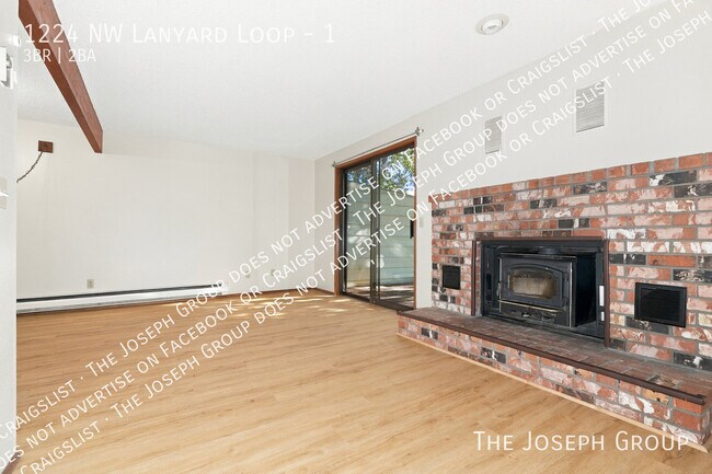 Foto del edificio - 1224 NW Lanyard Loop
