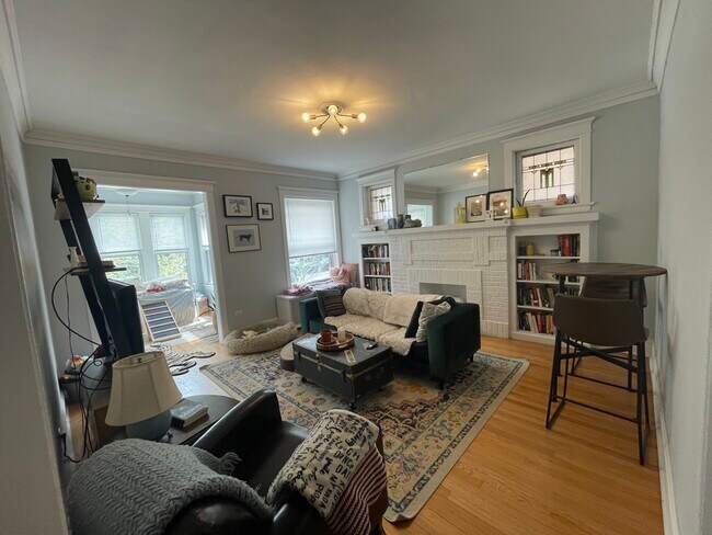 Foto del edificio - 4858 N Talman Ave