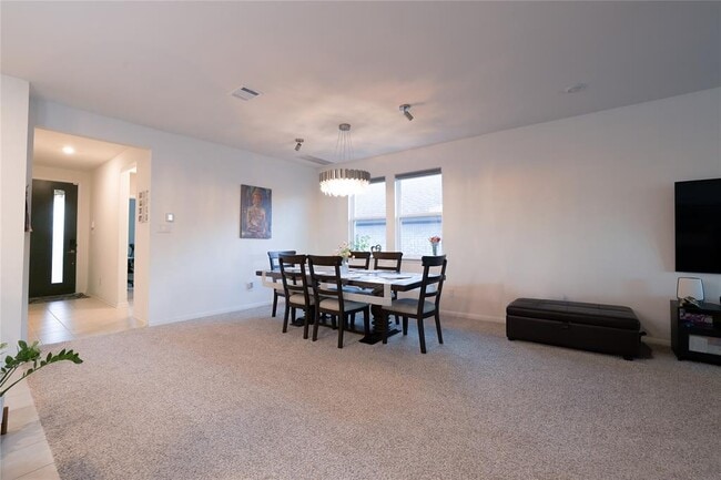 Building Photo - 232 Barton Oak Trl