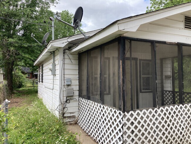 Foto del edificio - 107 N 16th St