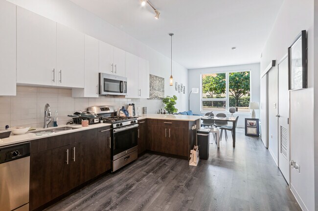 Foto del edificio - 851 W Grand Ave