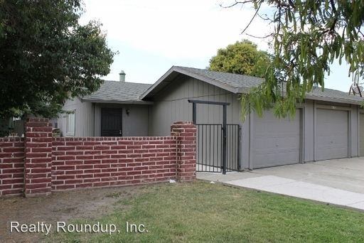 Primary Photo - 7919 Montgomery Ave
