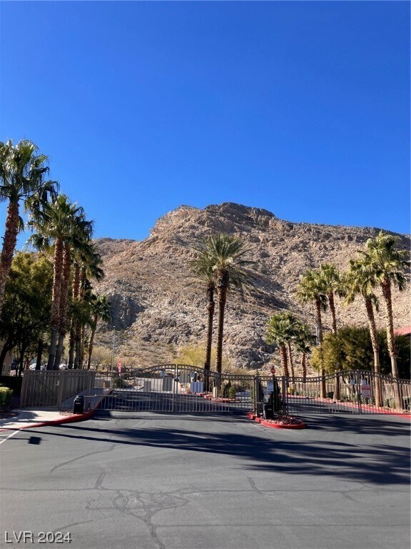 Primary Photo - 10650 Calico Mountain Ave