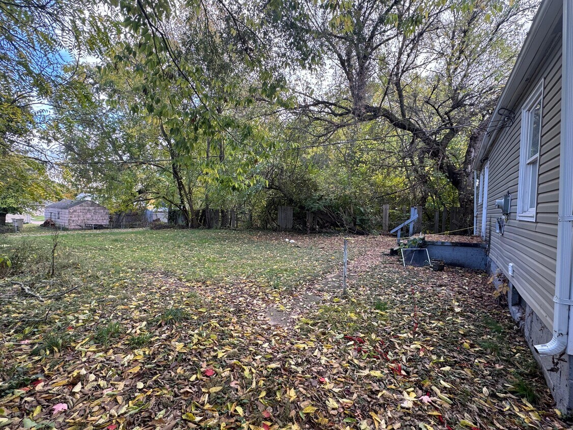 Foto del edificio - 1860 Huey St