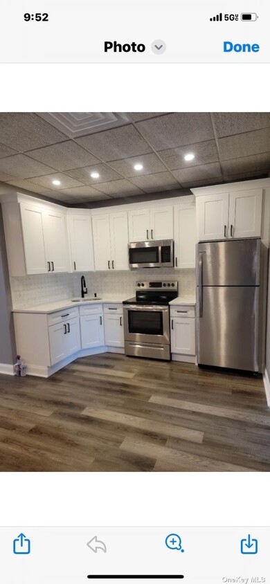 Foto principal - 3943 Merrick Rd