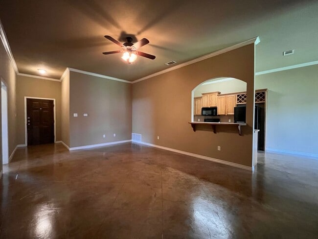 Building Photo - 3037 Breton St