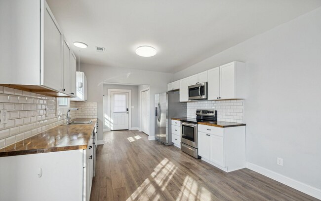 Foto del edificio - 1601 Cecil Ave