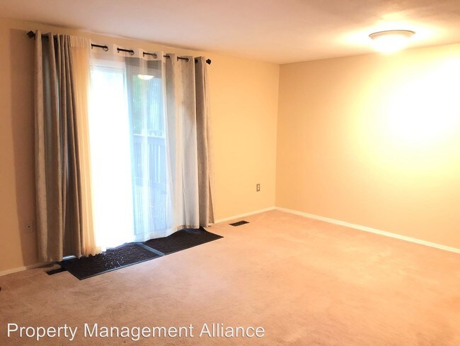 Building Photo - 2 br, 1.5 bath House - 117 Soft Wind Circle,