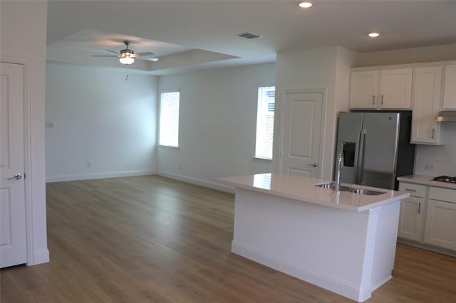 Building Photo - 1413 Mustang Cyn Dr