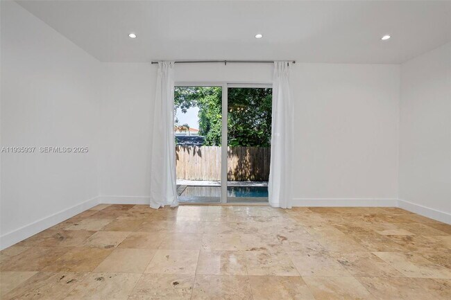 Photo - 2784 SW 34th Ave House