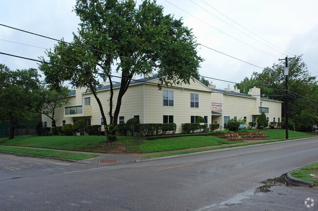 Building Photo - East Side Apartments